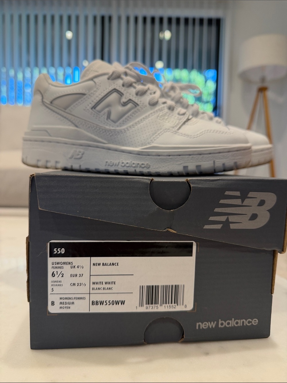 New Balance 550